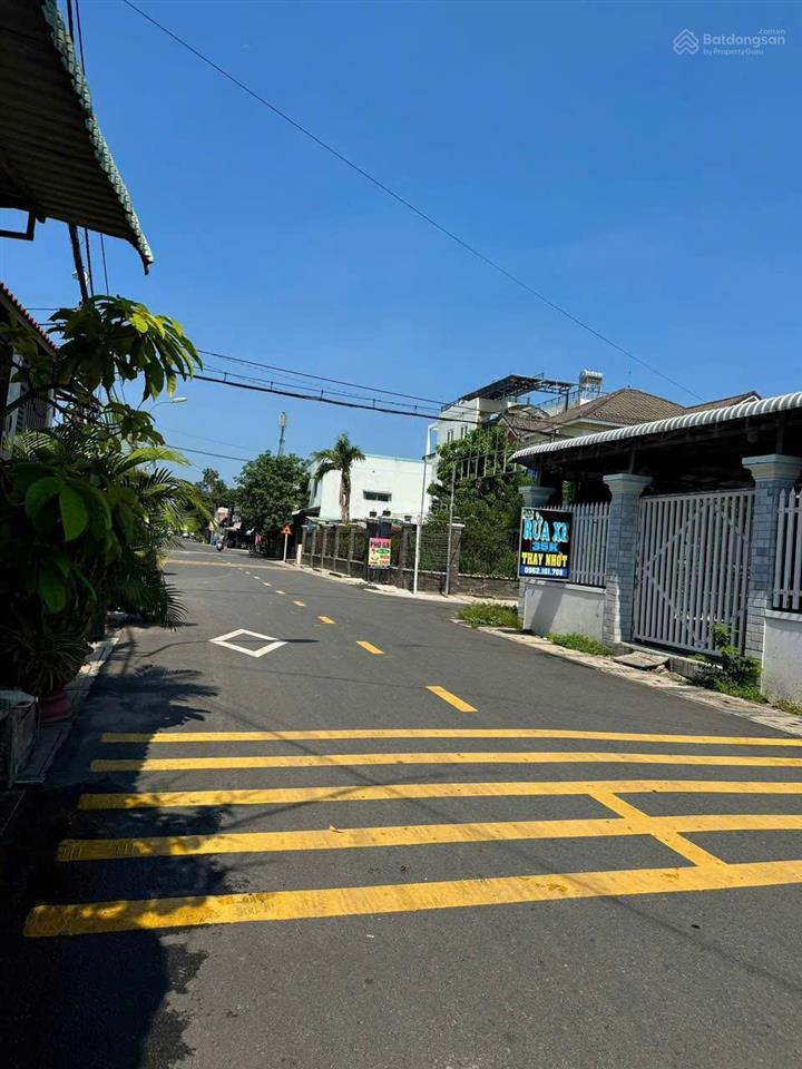 Ngộp nhà mặt tiền kinh doanh đường số 35, thị trấn củ chi, 100m2 shr 1,8 tỷ thương lượng mạnh