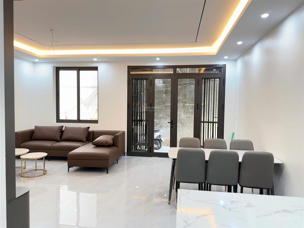 Chính chủ bán nhanh nhà mới hoàn thiện 50,6m² lô góc tuyệt vời, 6,8 tỷ