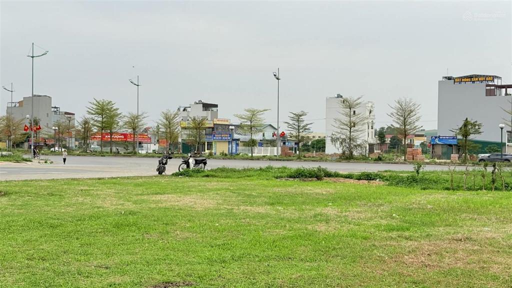 Đất dịch vụ an khánh 230 triệu / m2, 77.6m2 đang làm mưa làm gió