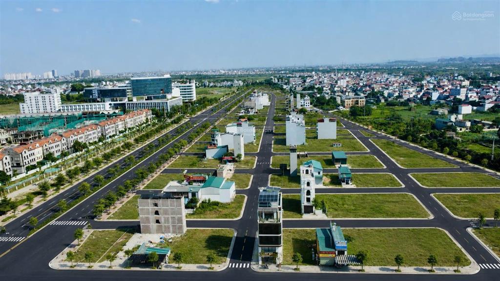 Chủ nhà gửi bán 54m2 đất dịch vụ an thượng, khu 12.5ha, lô đẹp view cổng trường học viện chính sách