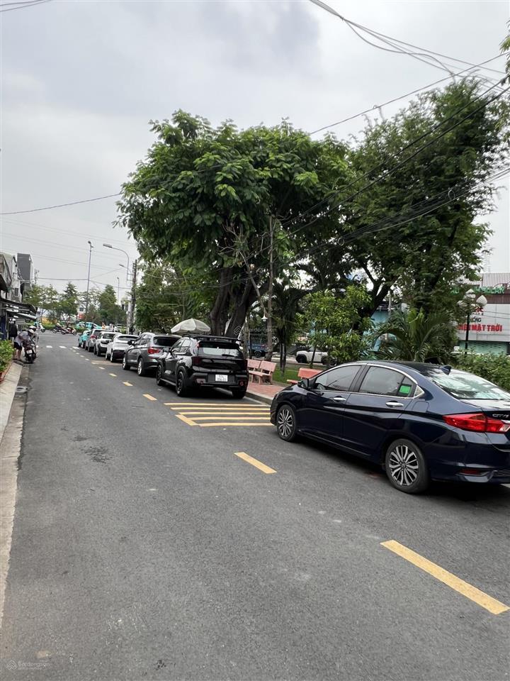 Đất khu bên sông hiệp bình chánh 150m2, ngang 8m sâu 19m sổ vuông vức, giá chỉ 15,2 tỷ còn bớt
