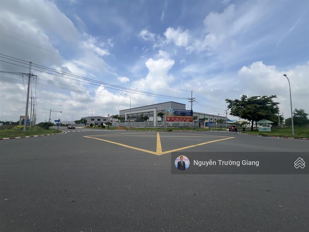 Đất đối diện kdl giang điền, 110m2 ngang 5m sâu 22m, 96m2 thổ cư, giá 1,35 tỷ còn thương lượng