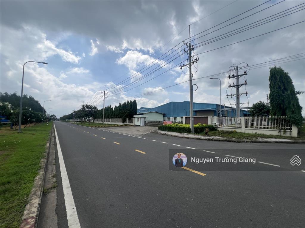Đất đối diện kdl giang điền, 110m2 ngang 5m sâu 22m, 96m2 thổ cư, giá 1,35 tỷ còn thương lượng