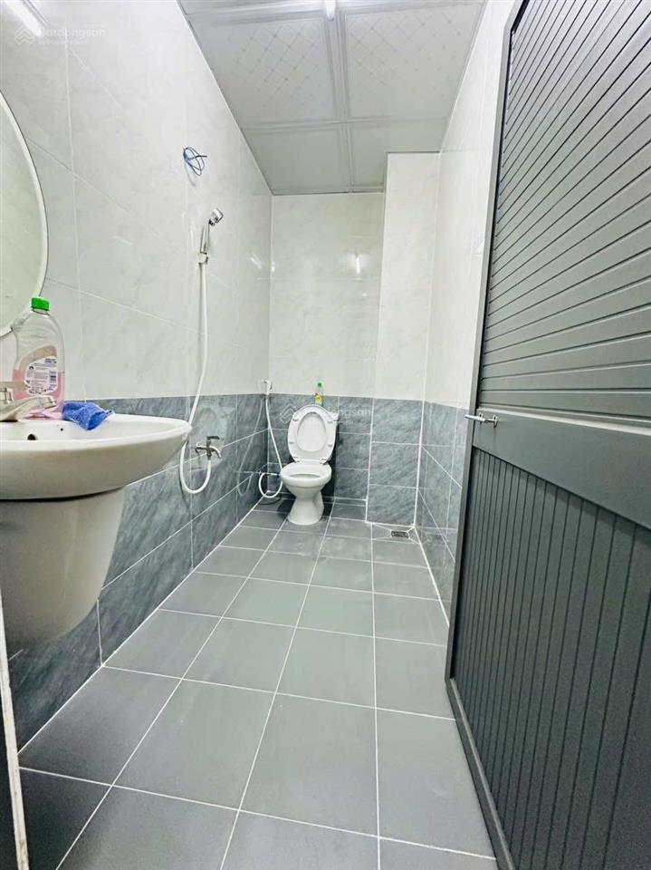 Nhà mới vào ở ngay hiệp bình chánh, 60m2, 1 trệt 1 lầu 4pn, hẻm ba gác, giá 5,2 tỷ còn tl