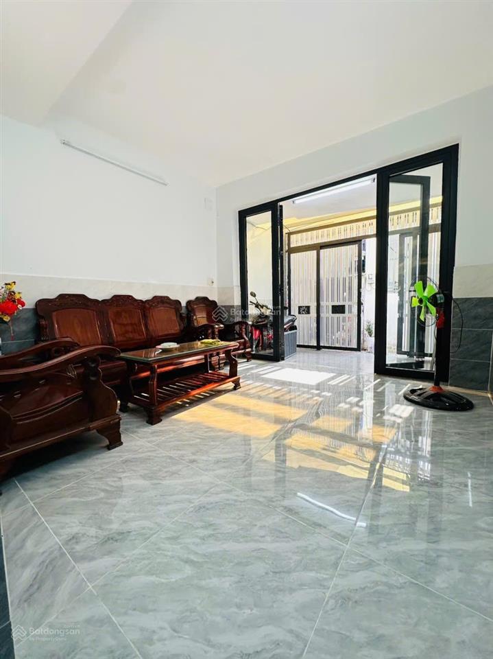 Nhà mới vào ở ngay hiệp bình chánh, 60m2, 1 trệt 1 lầu 4pn, hẻm ba gác, giá 5,2 tỷ còn tl