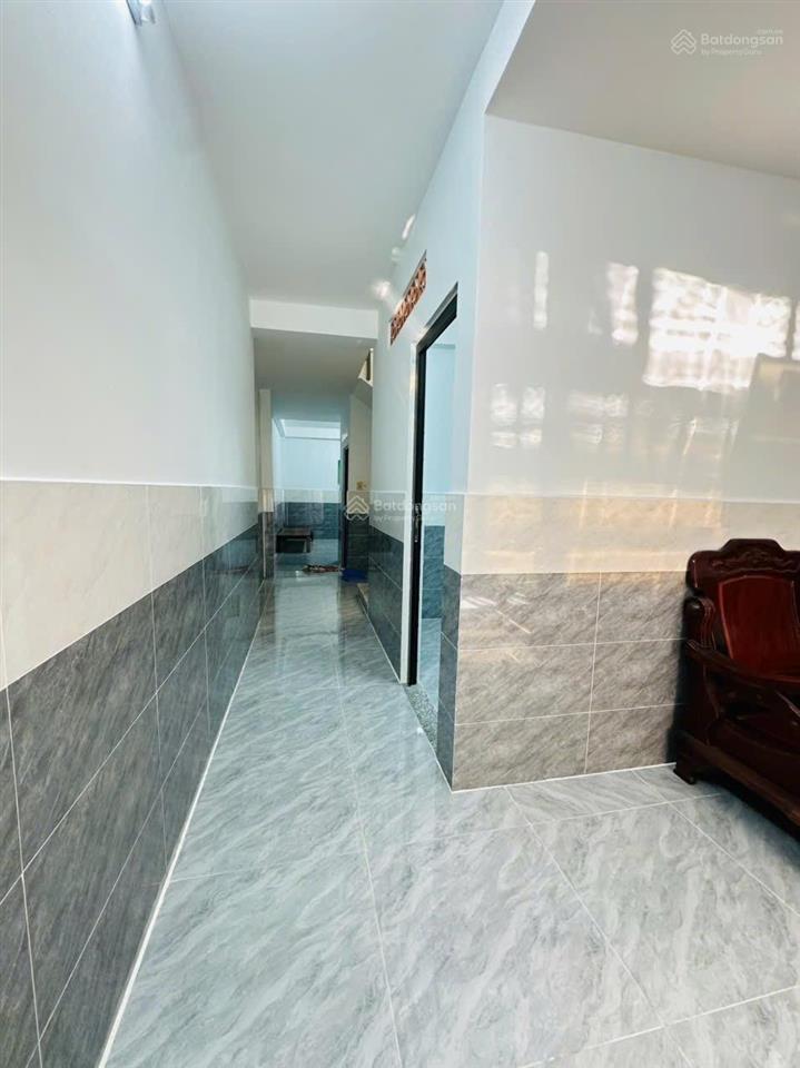 Nhà mới vào ở ngay hiệp bình chánh, 60m2, 1 trệt 1 lầu 4pn, hẻm ba gác, giá 5,2 tỷ còn tl