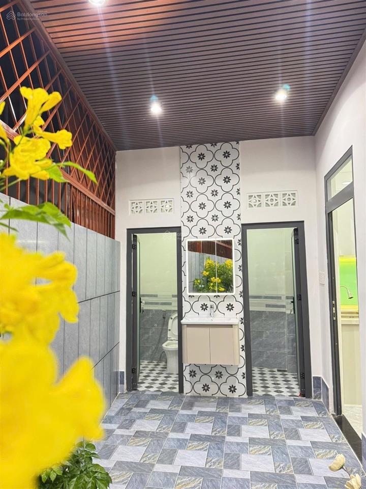 Nhà mới vào ở ngay hiệp bình chánh, 70m2, ngang 5m, 2pn, 2wc, nở hậu 7m, giá chỉ 5,65 tỷ