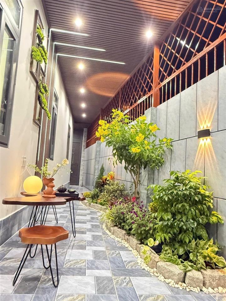 Nhà mới vào ở ngay hiệp bình chánh, 70m2, ngang 5m, 2pn, 2wc, nở hậu 7m, giá chỉ 5,65 tỷ