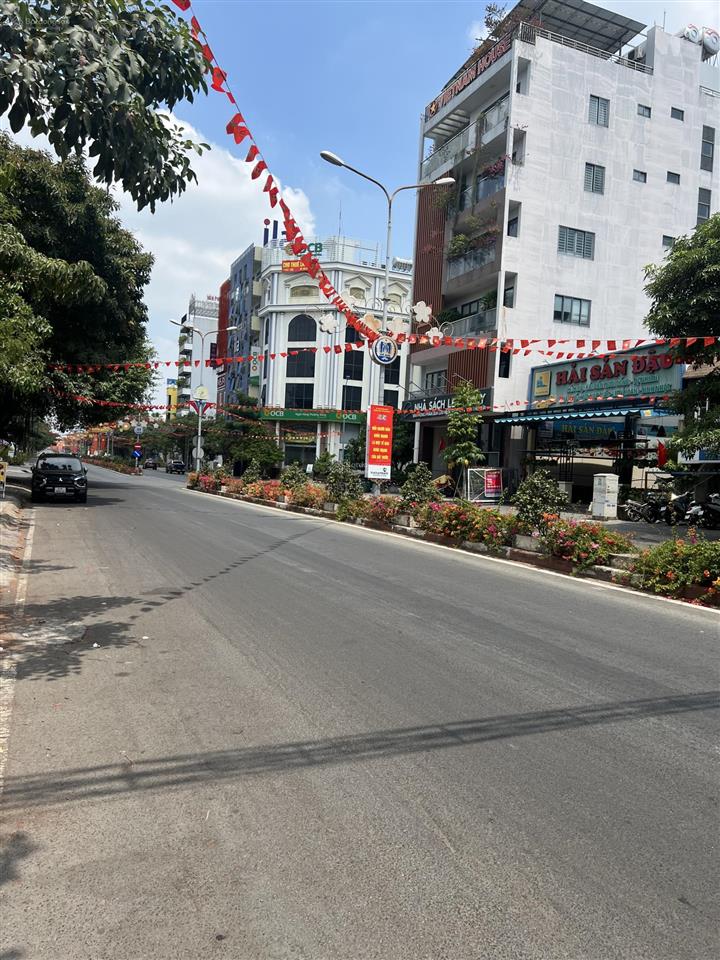 Đất trống mặt tiền kd đường số 9 phường dĩ an dt 4x25m giá 8,99 tỷ còn thương lượng