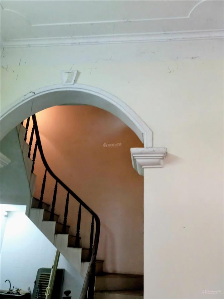 Nhà sân vườn kiểu biệt thự kiến trúc đông dương, giá thỏa thuận, 165 m2 đất, sổ đỏ chính chủ