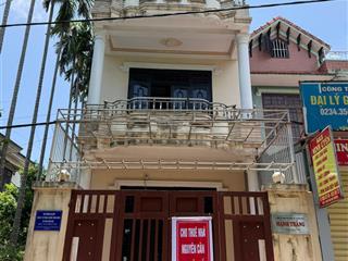 Cho thuê nhà 3 tầng mặt tiền bạch đằng thuận lợi vừa kinh doanh vừa ở