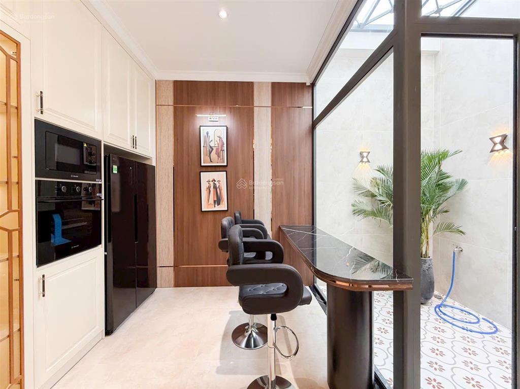 Bán nhà riêng tại d6, phú mỹ, quận 7, tp.hcm giá ưu đãi 18,6 tỷ, 90m2