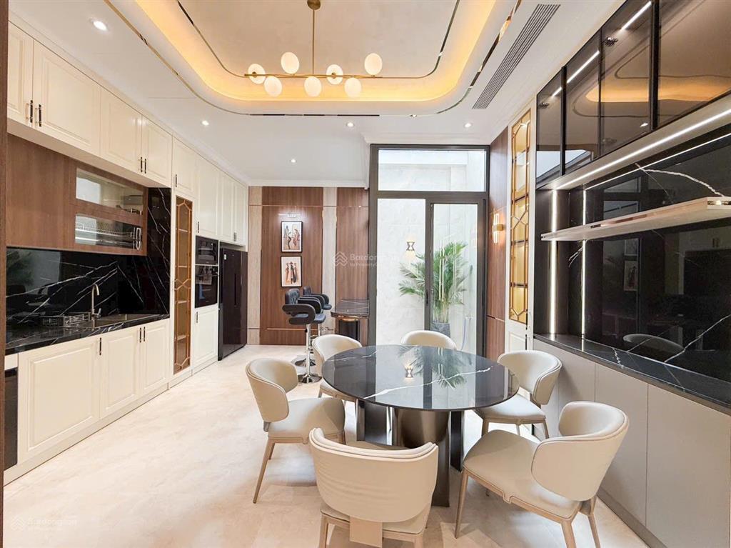 Bán nhà riêng tại d6, phú mỹ, quận 7, tp.hcm giá ưu đãi 18,6 tỷ, 90m2