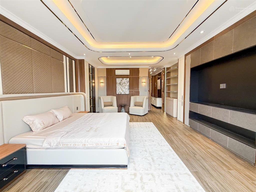 Bán nhà riêng tại d6, phú mỹ, quận 7, tp.hcm giá ưu đãi 18,6 tỷ, 90m2