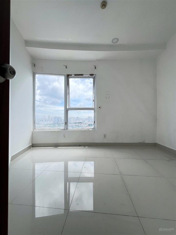 Bán cc tulip tower, 3,3 tỷ, 79m2, 2pn, 2wc, ở hoàng quốc việt, q7, hcm, giá cực chất