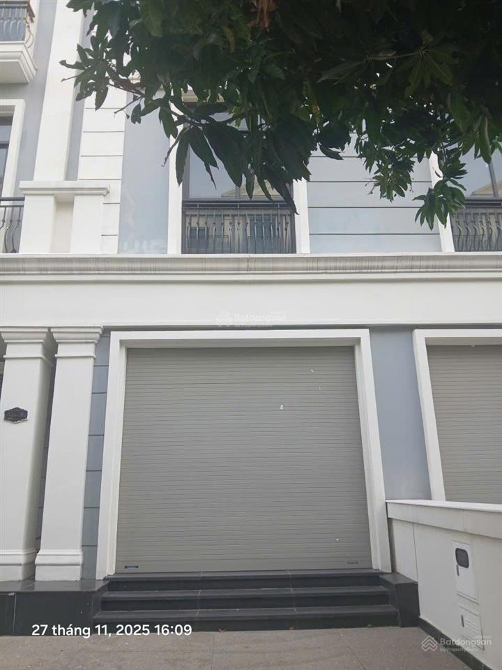 Siêu rẻ bán lỗ nhà phố vinhomes grand park 96m2 giá siêu tốt 0778 973 ***