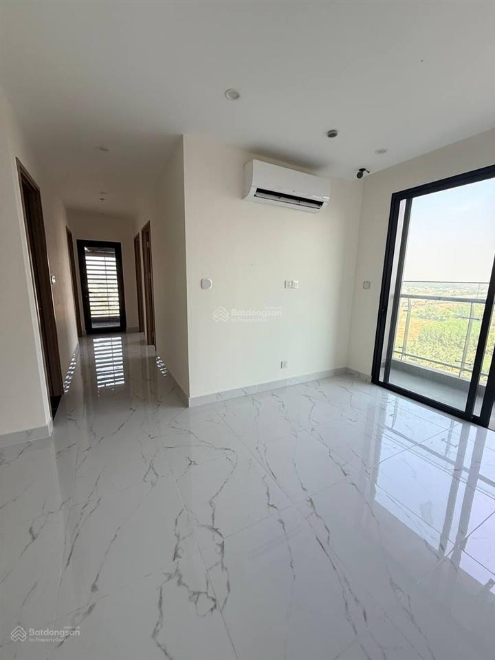 Giá tốt! 3pn solari vinhomes grand park 81m² view sông 4,3 tỷ 0778 973 ***