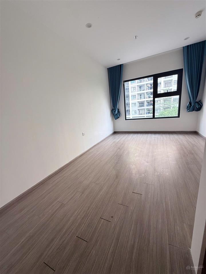 Siêu rẻ 3pn + 92m2 vinhomes grand park giá chỉ 4tỷ ***