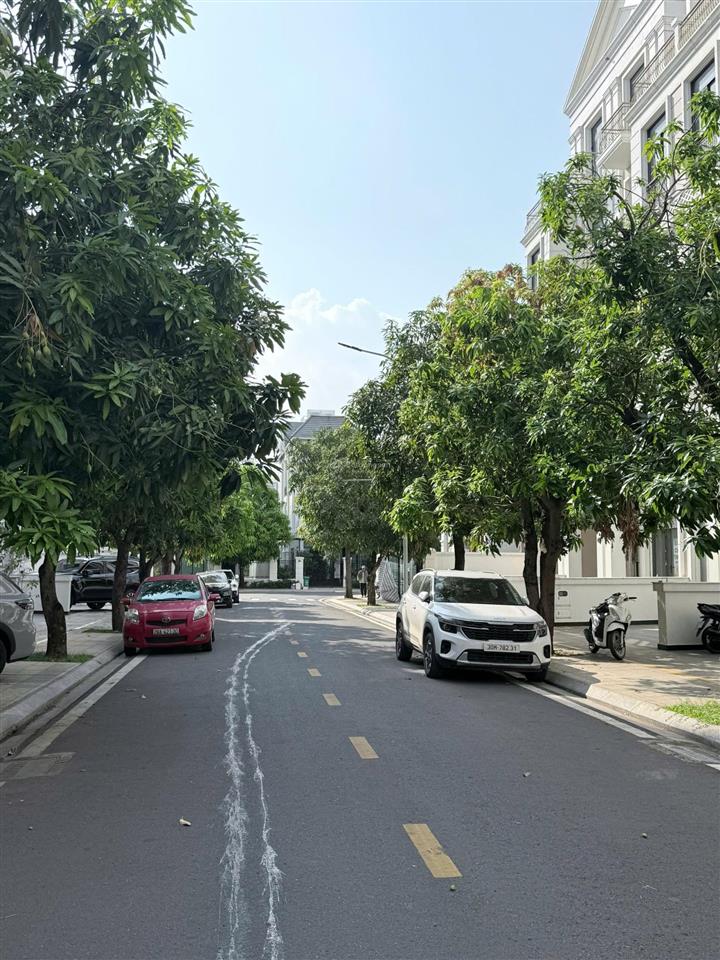 Bán lỗ nhà phố vinhomes grand park giá siêu rẻ 14,5 tỷ 0778 973 ***