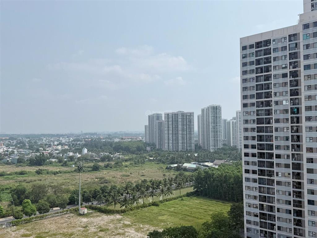 Em khánh bán lỗ 3pn vinhomes grand park giá 3tỷ750,  0778 973 ***