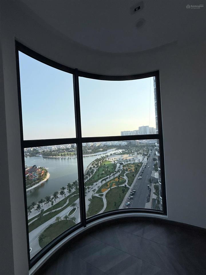 Giá siêu rẻ! 3pn 100m2 beverly giá chỉ 7,2 tỷ vinhomes grand park 0778 973 ***