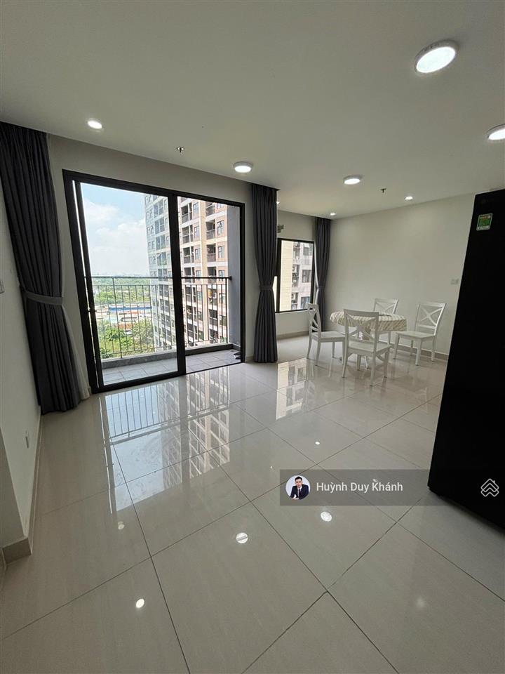 Giá tốt cho thuê 2pn + góc 69m2 có sẳn nội thất vinhomes grand park 0778 973 ***