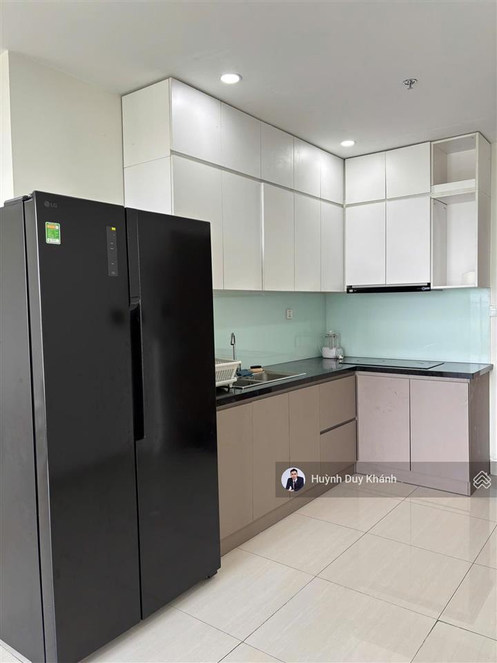 Giá tốt cho thuê 2pn + góc 69m2 có sẳn nội thất vinhomes grand park 0778 973 ***