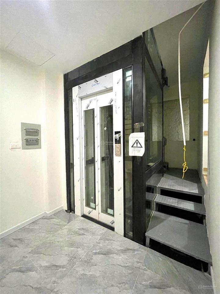 Chdv quận thanh xuân, ô tô vào nhà, 85m x 6 tầng thang máy, pccc, 19 phòng