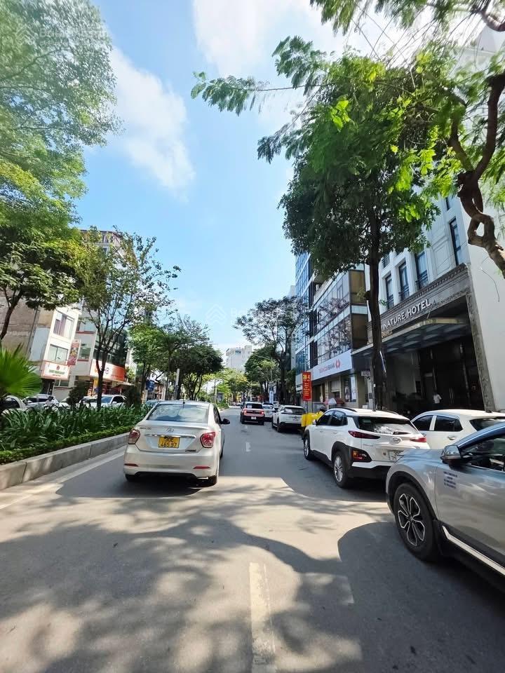 Nhà đẹp phố lạc long quân, ngõ ô tô thông, kd, 93m xây 5 tầng, mt 7m