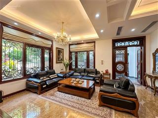Biệt thự đẳng cấp phố minh khai, hiếm nhà bán, vỉa hè, ô tô tránh, 145m x 5 tầng, mt 10m