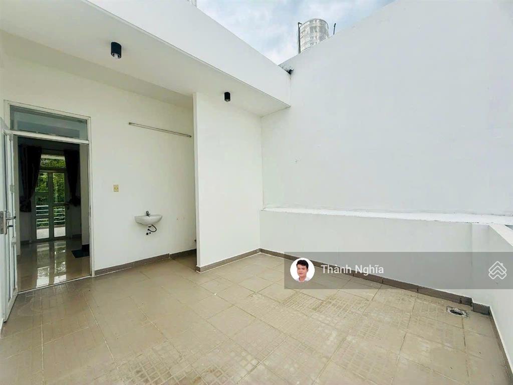 Hiếm có! nhà 1 trệt 2 lầu 61m2 4x15m 2pn, 2wc, đường ô tô, cách nguyễn duy trinh 200m chỉ 7 tỷ