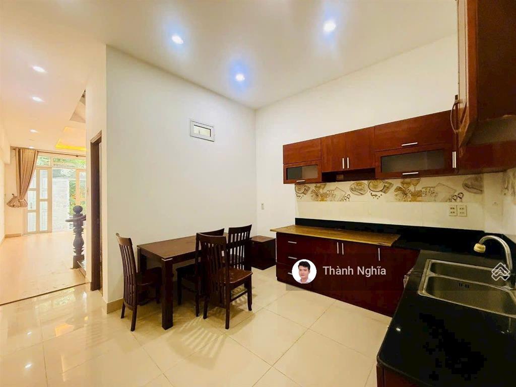 Hiếm có! nhà 1 trệt 2 lầu 61m2 4x15m 2pn, 2wc, đường ô tô, cách nguyễn duy trinh 200m chỉ 7 tỷ