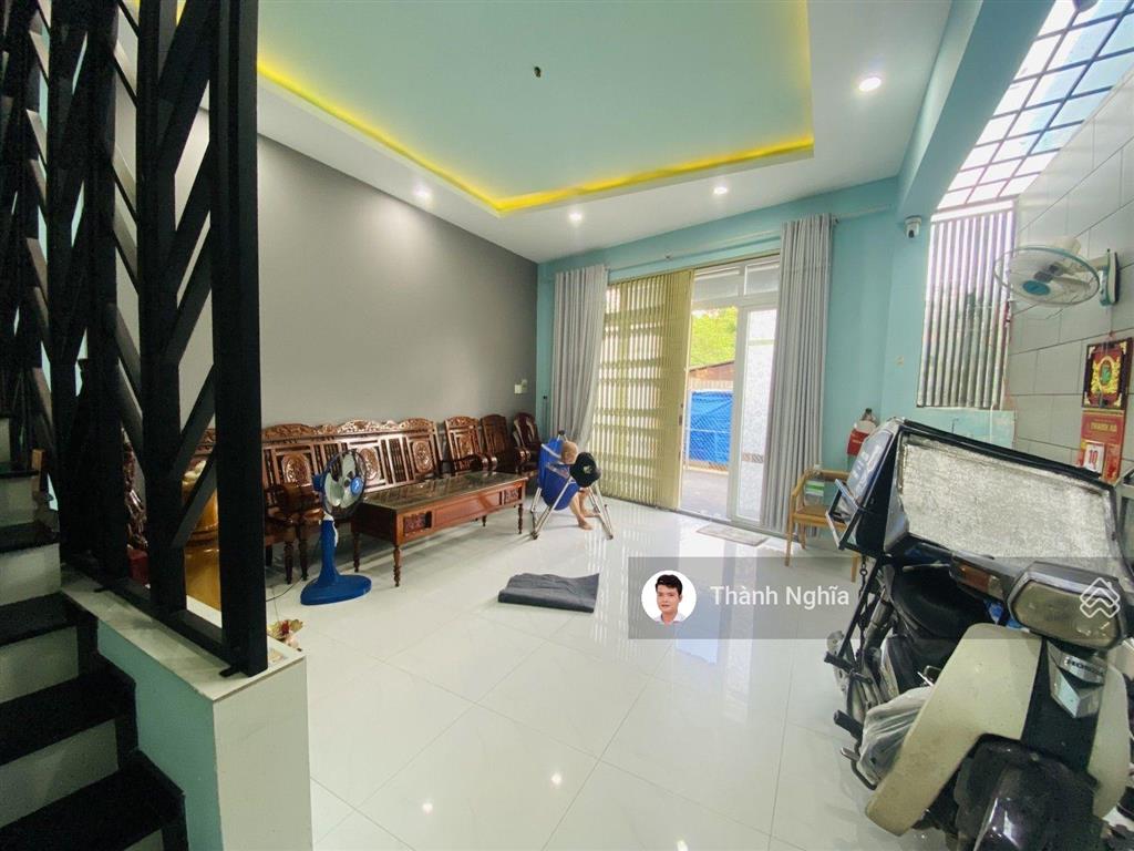 Bán gấp! nhà đẹp 3 tầng 4.7x13m 63m2 3pn, 4wc đường ô tô cách nguyễn duy trinh 100m chỉ 7.4 tỷ