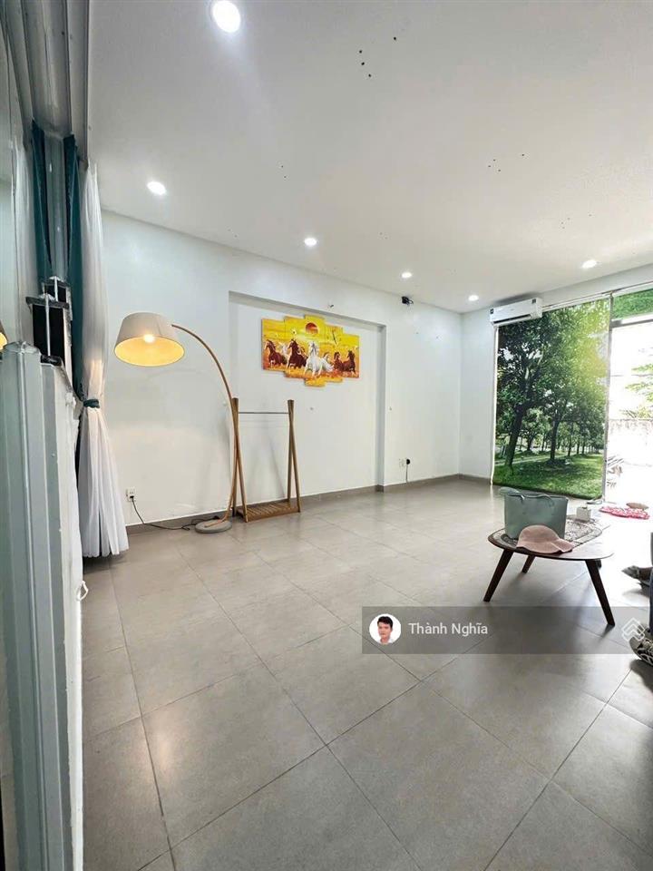 Siêu hiếm có! nhà 3 tầng 54m2 đường ô tô 6m ô tô né, cách nguyễn thị định 100m giá 7. x tỷ