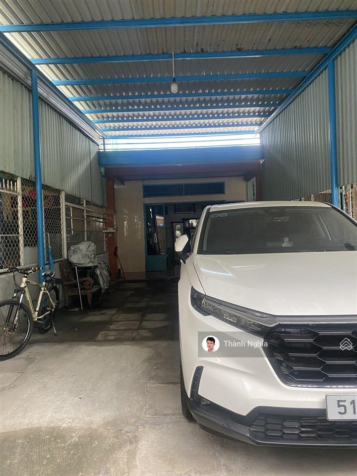 Cực hiếm! đất tặng nhà c4 4.6 x 32m 147m2, đường xe tải tránh đối diện ubnd thủ đức chỉ 11.x tỷ