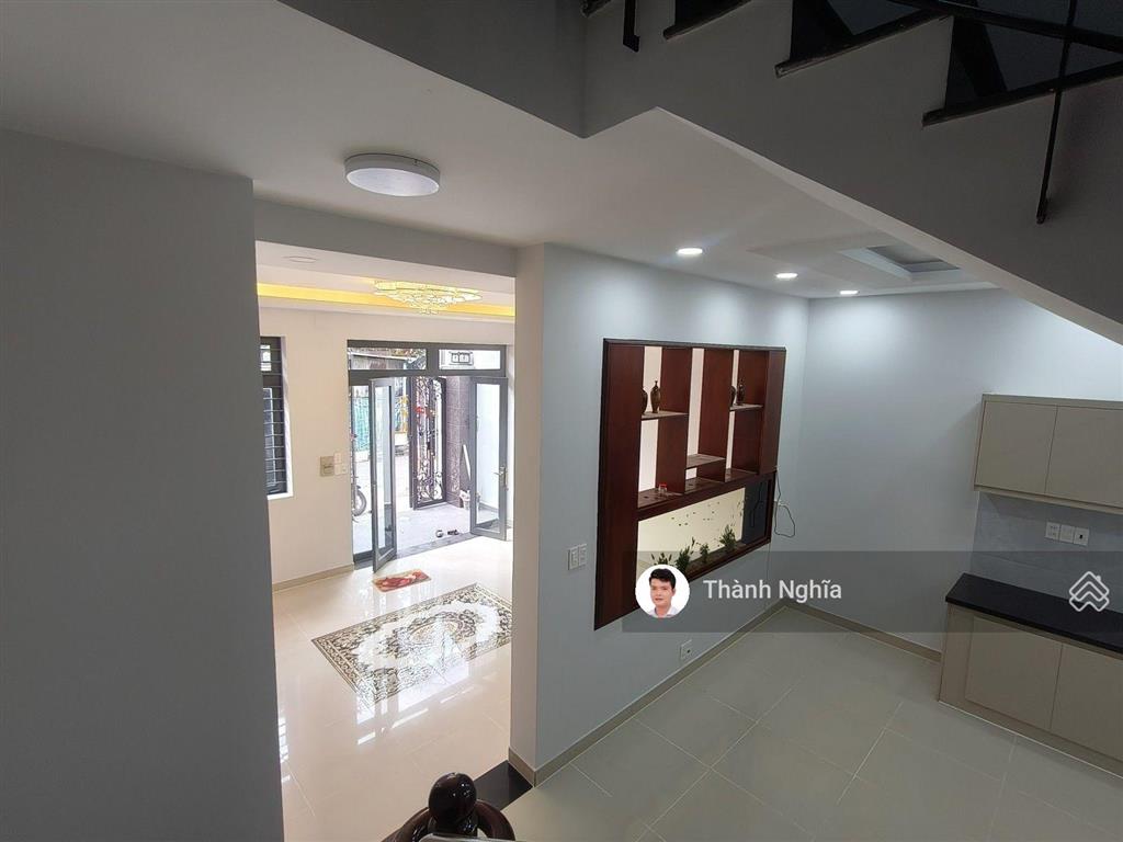 Gấp! bán nhà ngang 5.7m ô tô đến nhà! cách nguyễn duy trinh 50m, 4 tầng, 3pn, 3wc chỉ 8.x tỷ