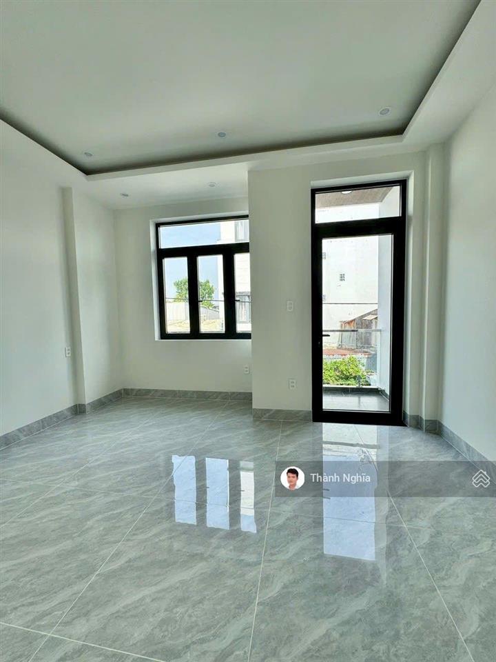 Hiếm lắm! nhà mới 4 tầng, 4.5x16.3m 73m², 4pn, 5wc, hẻm 4m gần bv lê văn thịnh, chỉ 8.4 tỷ