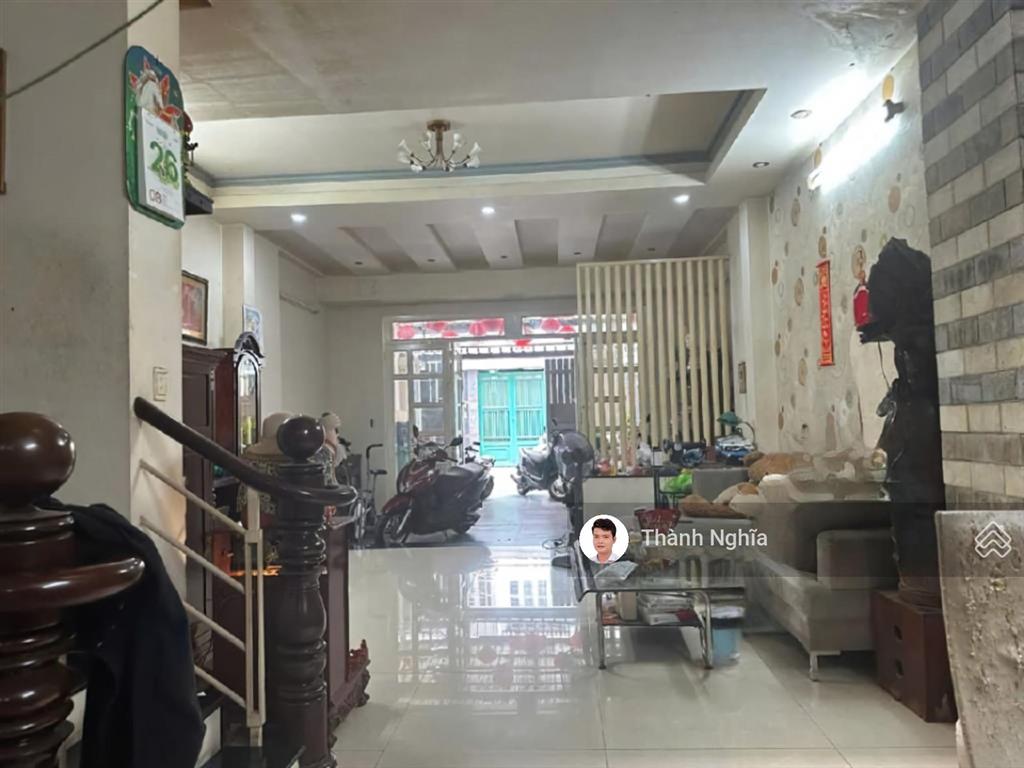 Nhà đẹp 5x23m 115m2  6pn, 6wc sân đậu ô tô, sát bv lê văn thịnh, không lộ giới, chỉ 14.7 tỷ
