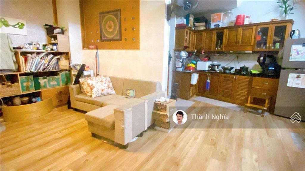 Nhà 3 tầng, hẻm xe hơi 6.4 x 12m 3pn, 2wc, sát bệnh viện lê văn thịnh  7.x tỷ