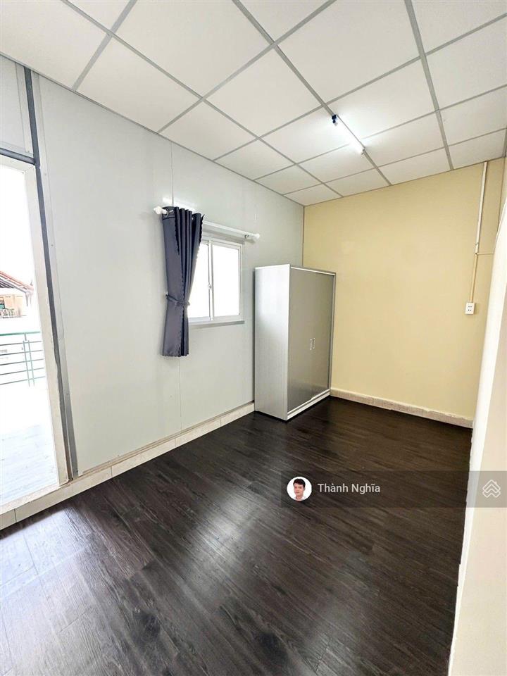 Nhà ngon! 4 tầng 94m2 (4.5x21) ô tô đậu trong nhà, 8pn, 6 wc khai thác 35tr/th sát bv lê văn thịnh