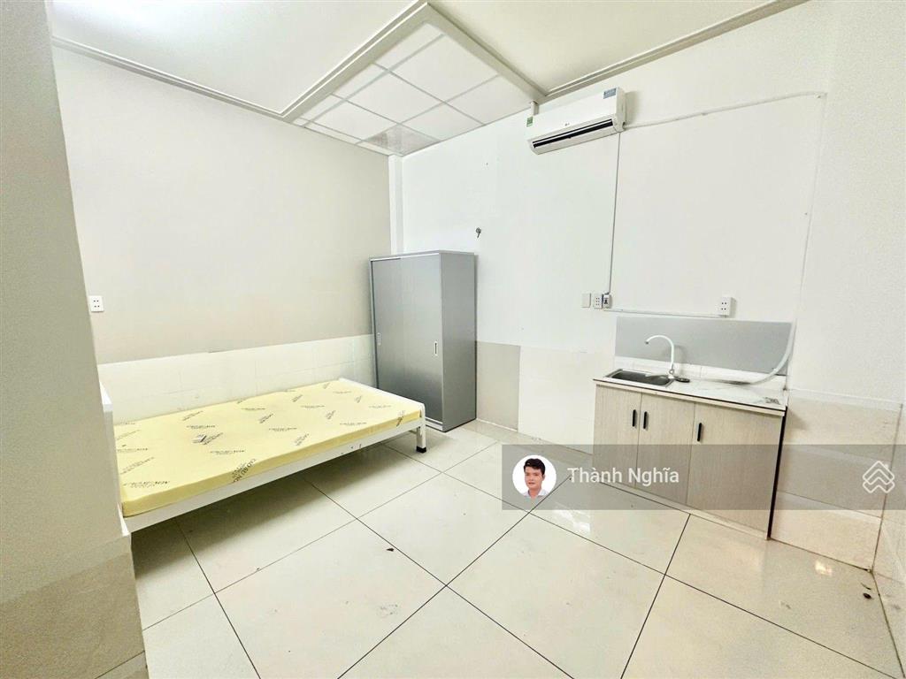 Nhà ngon! 4 tầng 94m2 (4.5x21) ô tô đậu trong nhà, 8pn, 6 wc khai thác 35tr/th sát bv lê văn thịnh