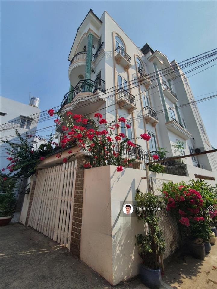 Hiếm có! 6x18m 106m2 căn góc, 5 tầng, 5pn, 5wc, đậu ô tô, hồ bơi trong nhà sát chợ cây xoài
