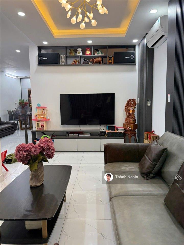 Nhà đẹp 8.7 x 12.5m 104m2, 2pn, 3wc đường ô tô cách nguyễn duy trinh 150m
