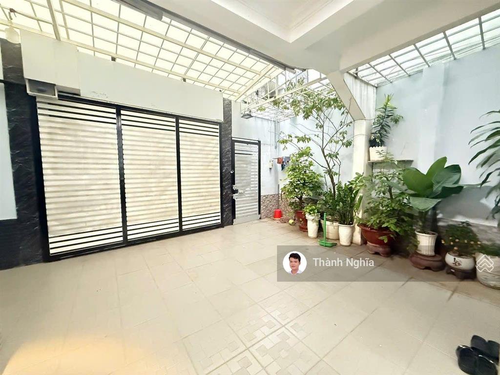 Nhà đẹp 8.7 x 12.5m 104m2, 2pn, 3wc đường ô tô cách nguyễn duy trinh 150m