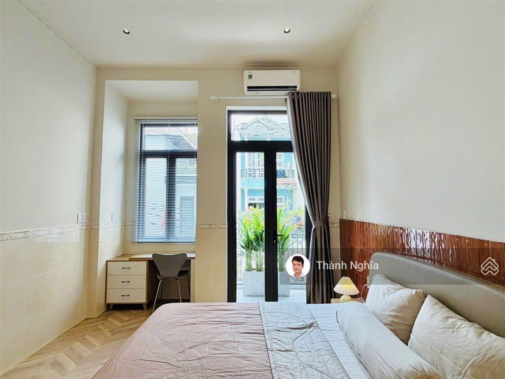 Nhà đẹp 2 tầng 78m2 2pn, 2wc, ô tô đậu trong nhà, đường thông cách nguyễn duy trinh 100m chỏ 9.x tỷ