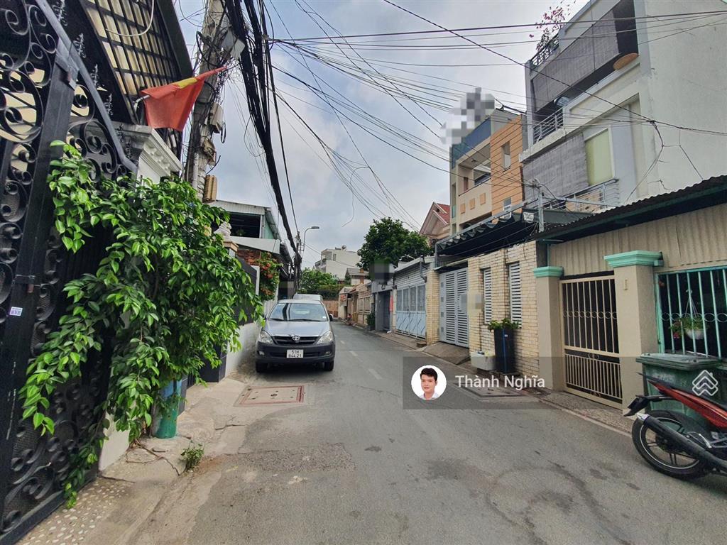 Nhà đẹp ngang 6.59 x 20m, 127m2, xây 4 tầng, 5pn, đường xe tải tránh đối diện feliz en vista