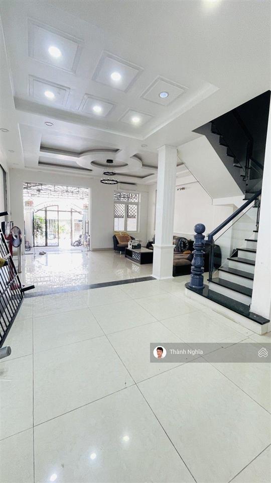 Nhà đẹp ngang 6.59 x 20m, 127m2, xây 4 tầng, 5pn, đường xe tải tránh đối diện feliz en vista