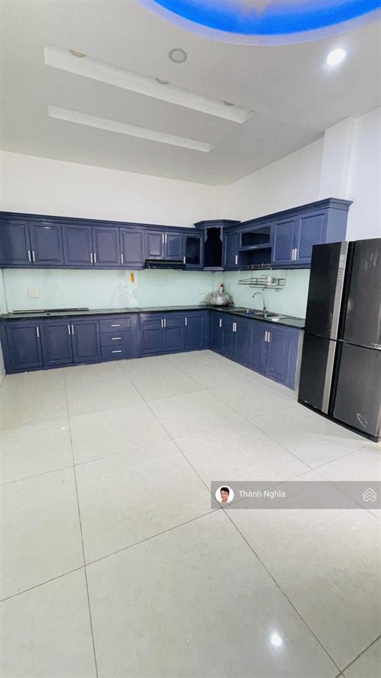 Nhà đẹp ngang 6.59 x 20m, 127m2, xây 4 tầng, 5pn, đường xe tải tránh đối diện feliz en vista