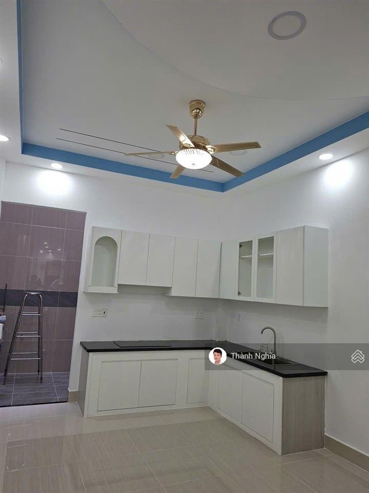 Nhà mới xây 3 tầng 65.6m2 (4x16.4m) 4pn, 3wc đường 7m, ô tô vào nhà sát bv lê văn thịnh chỉ 10.8 tỷ