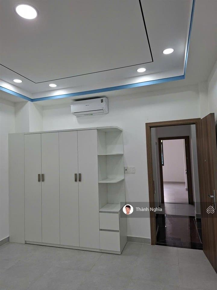 Nhà mới xây 3 tầng 65.6m2 (4x16.4m) 4pn, 3wc đường 7m, ô tô vào nhà sát bv lê văn thịnh chỉ 10.8 tỷ